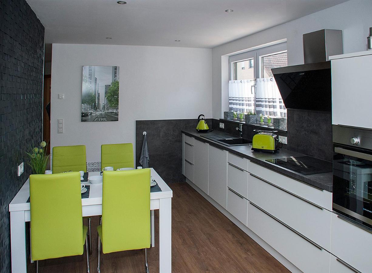 Hochwertige Und Moderne Ferienwohnung Huber Neuweiler  Kültér fotó