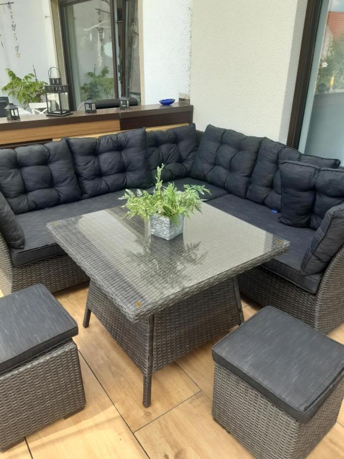 Hochwertige Und Moderne Ferienwohnung Huber Neuweiler  Kültér fotó